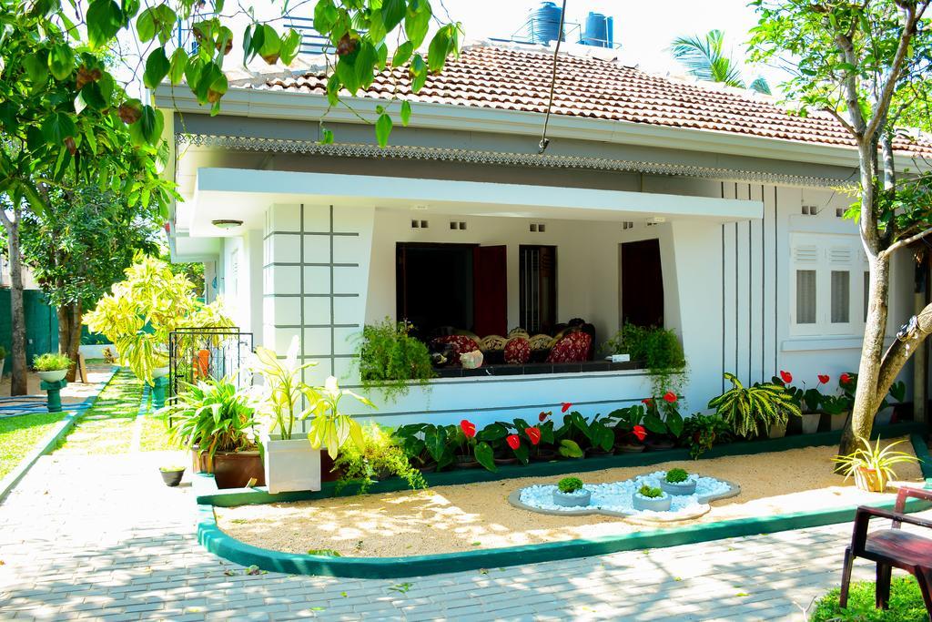 Mama Beach Villa Negombo Bagian luar foto