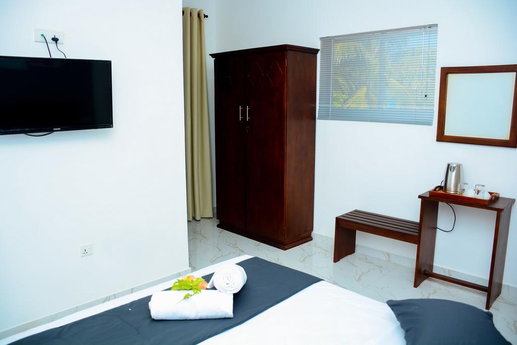 Mama Beach Villa Negombo Bagian luar foto